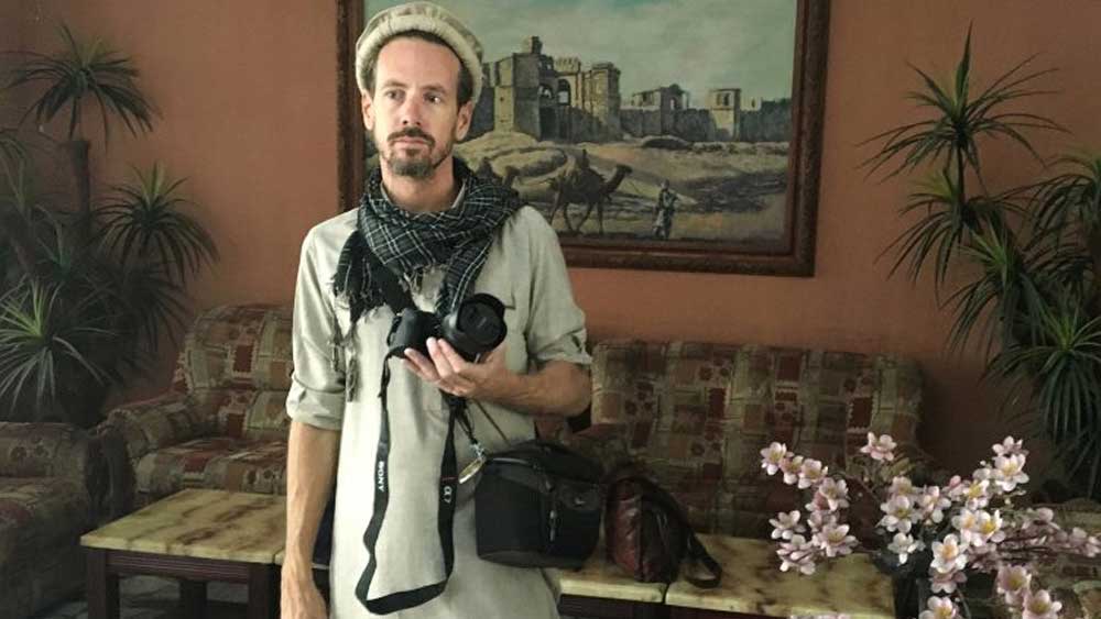 ১৯৬৮ সালে ‘আফগান ফিল্ম অরগানাইজেশন’ প্রতিষ্ঠিত হয়। তারা অন্যান্য দেশের বিভিন্ন ছবি দেখাতে শুরু করে। বিশেষ করে খবর এবং তথ্যচিত্র দেখানো হত।