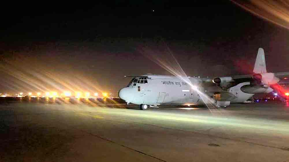 86 of North Bengal returns to country from Afganistan in India's rescue plane 