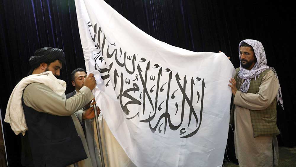 অতি বড় ক্ষমতাধরেরও ভরসার দরকার হয়। আফগানিস্তানে দিন কয়েক আগে তেমনই এক ভরসার ঠিকানা পেয়েছে তালিবান।