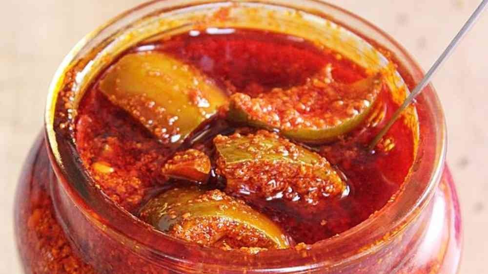 আচার সংরক্ষণ করবেন কী ভাবে?