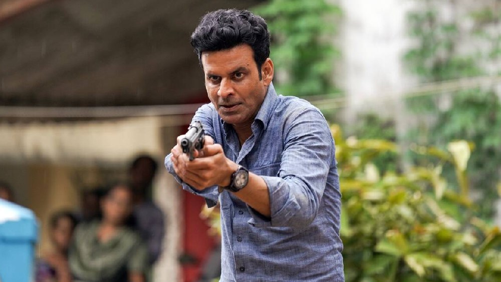 মনোজের নতুন ওয়েব সিরিজ ‘ফ্যামিলি ম্যান ২’ সমালোচনা করেন কমল আর খান-সুনীল পাল।