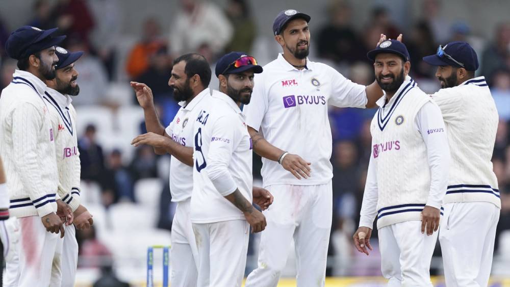 সরাসরি: ৪৩২ রানে শেষ ইংল্যান্ডের প্রথম ইনিংস, এ বার নামবেন কোহলীরা