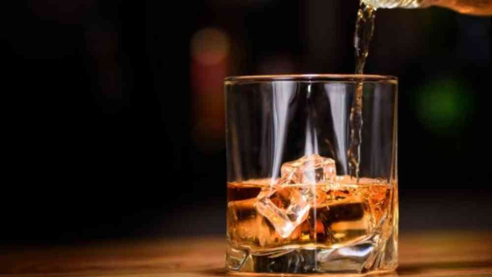 হরমোনের সমস্যার বড় কারণ মদ্যপান