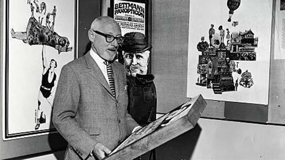 এর দেখভালের দায়িত্বে থাকা দুই মহিলাকে সারা বছরই প্রবল ঠান্ডার মধ্যে কাটাতে হয়। তাই সব সময়ই তাঁদের শীতের পোশাক পরে থাকতে হয়।