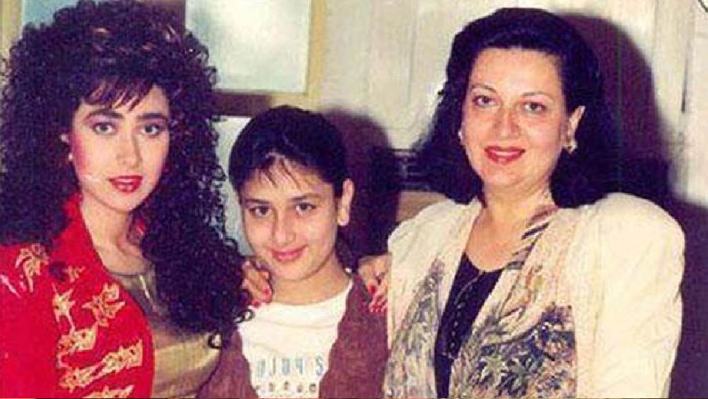 করিশ্মা এবং করিনার সঙ্গে মা ববিতা