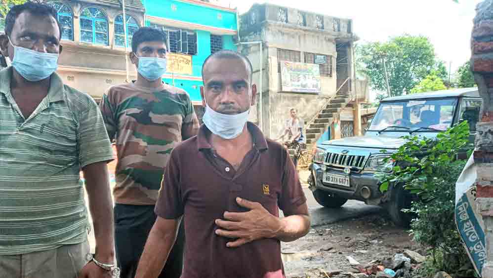 BJP worker in Ptashpur got arrested in allegation of stocking arms