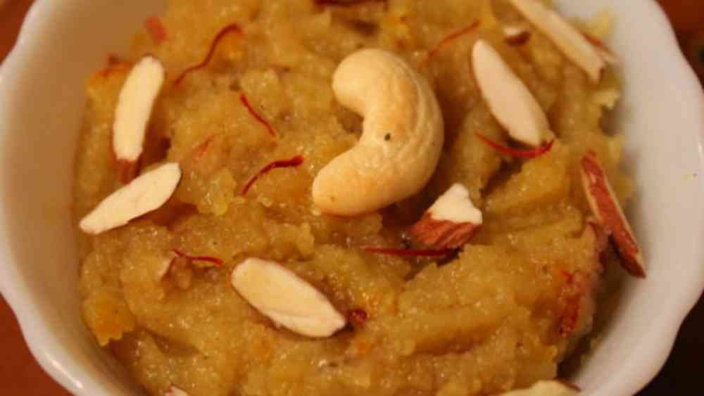 মোহন ভোগ।