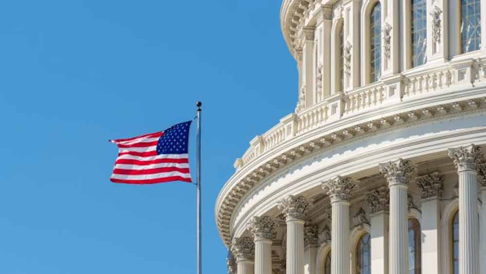 সিআইএ (সেন্ট্রাল ইন্টেলিজেন্স এজেন্সি): আমেরিকার প্রথম সারির গোয়েন্দা সংস্থা। ১৯৪৭ সালে গড়ে উঠেছিল এই সংস্থা। এর সদর দফতর ভার্জিনিয়া। বিশ্বের বিভিন্ন প্রান্তে সিআইএ-র দক্ষ কর্মীরা ছড়িয়ে রয়েছেন। আমেরিকার প্রতিদ্বন্দ্বী দেশ তো বটেই, অন্যান্য দেশের উপরও সিআইএ শাণিত নজর রেখে চলেছে দিবারাত্র।