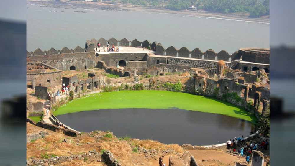 বিষয়টি আহমদনগরের সুলতানের একেবারেই পছন্দ হয়নি। জাঞ্জিরা দখলের ছক কষেন তিনি। তার পর নিজের এক বিশ্বস্ত সেনাপতি পিরম খানকে জাঞ্জিরায় পাঠিয়ে দেন।