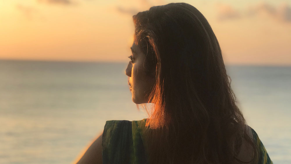 নুসরতের ক্ষেত্রে শাসন এবং শাসানির সম্ভাবনা আরও বেশি ছিল। 