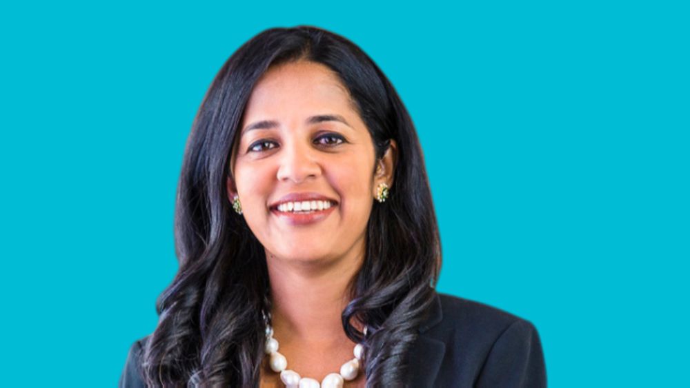 রেবতী অদ্বৈতি (ফ্লেক্স)। বিআইটিএস পিলানির পড়াশোনা বিড়লা ইন্সটিটিউট অফ টেকনোলজিতে। ২০১৯ সালে তাঁকে আমেরিকার বহুজাতিক ইলেকট্রনিক্স প্রস্তুতকারী সংস্থা ফ্লেক্সের সিইও পদে নিয়োগ করা হয়।