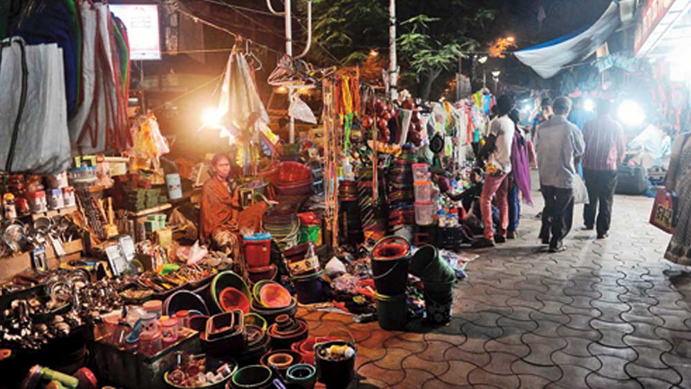   এই পসরার নামের প্রকৃত উৎস হল ‘যদুনাথবাবুর বাজার’। শুধু দক্ষিণ কলকাতা নয়, গোটা শহরের জনপ্রিয় বাজারের মধ্যে অন্যতম এই বাজার।