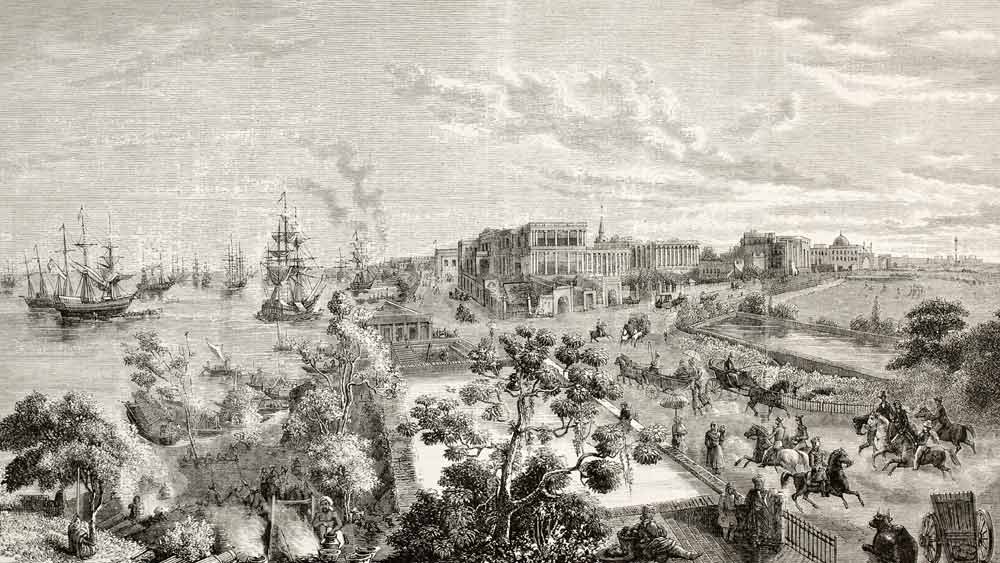 কয়েক বছর আগে ট্যাংরা রোডের নামকরণ করা হয়েছে রাধানাথ চৌধুরী রোড। এই রাধানাথ ছিলেন প্যারীমোহন ও যদুনাথের উত্তরসূরি। 