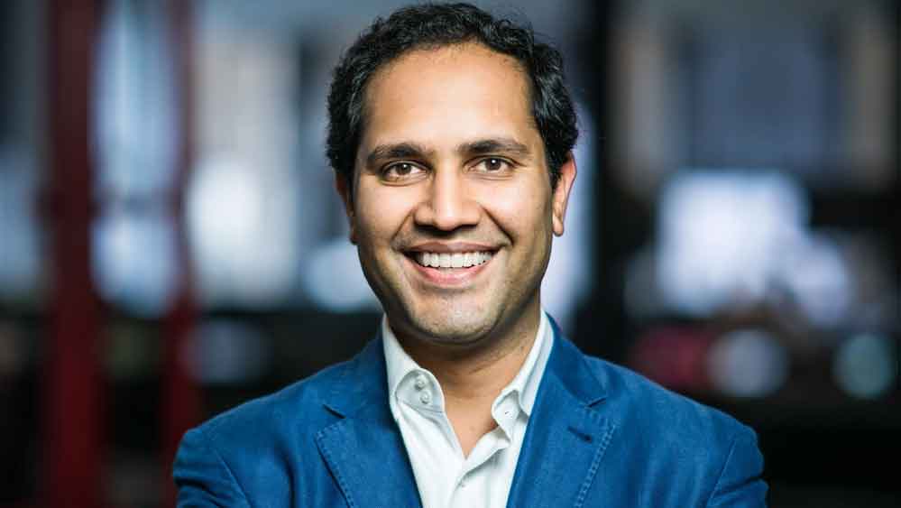 ৩ মিনিটের জুম কলে দুম করে ৯০০ কর্মীর চাকরি খেলেন সিইও! কী ঘটল মিটিঙে, দেখুন ভিডিয়ো