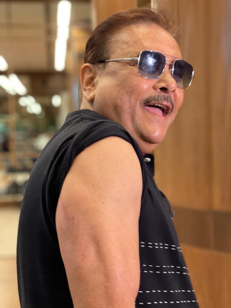 তাঁর কথায় হিংসুটে হলে মন ভাল থাকে।