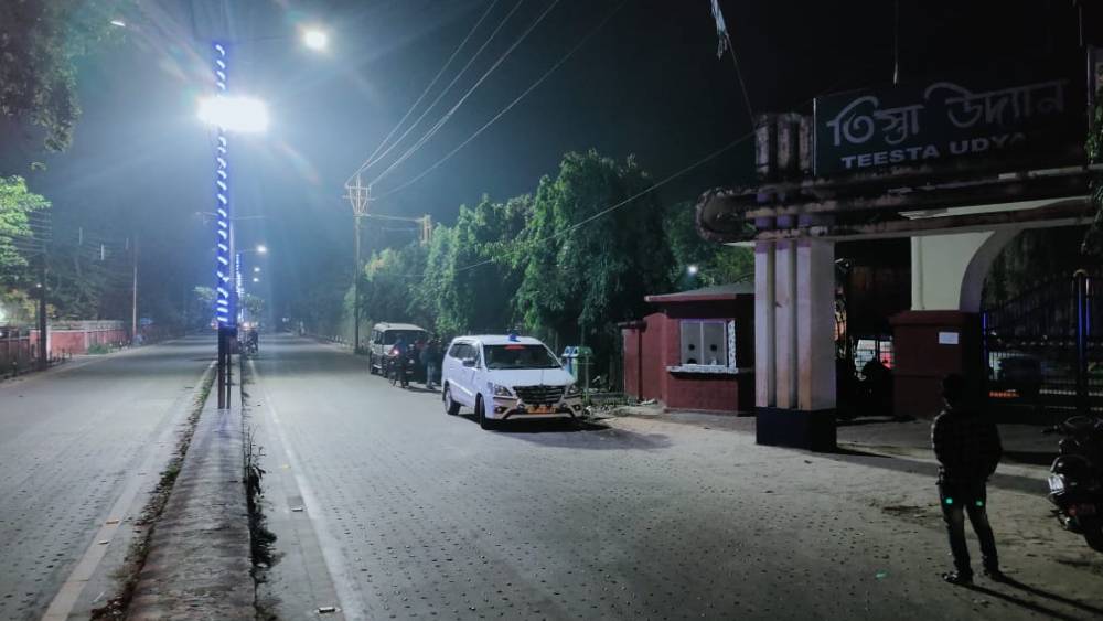 তিস্তা উদ্যান চত্বরে তল্লাশি।