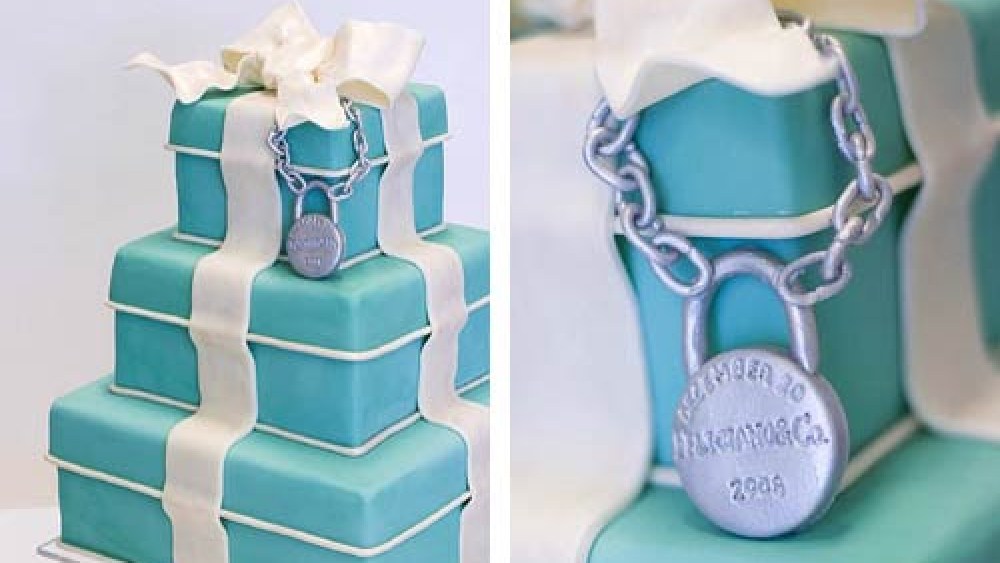 বিখ্যাত টিফ্য়ানি কেক।