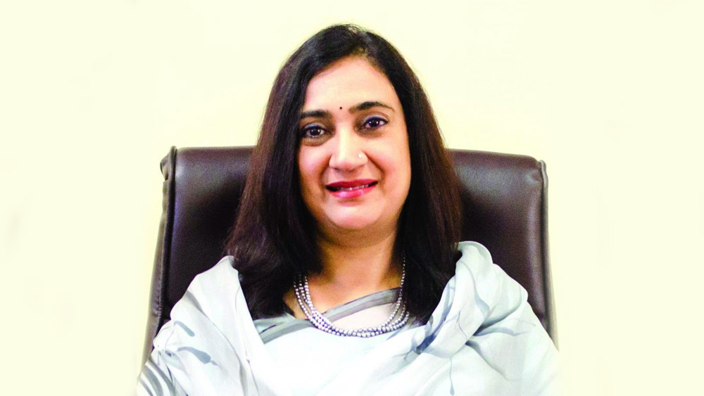 স্বামী বিপিনের হেলিকপ্টারে সফরসঙ্গী হয়েছিলেন  মধুলিকাও । বুধবার দুপুরে যে হেলিকপ্টার নীলগিরির জঙ্গলে ভেঙে পড়ে।