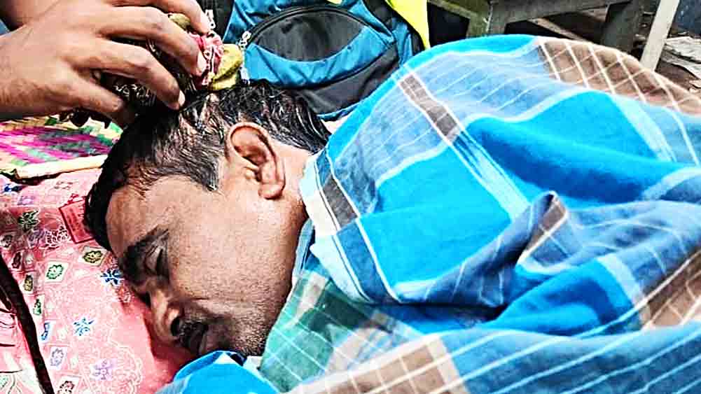 4 TMC workers injured due to inner conflict in Durbazpur