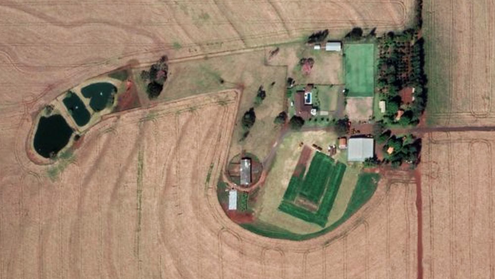 ওশিয়ানিয়া মহাদেশের নিউ ক্যালেডোনিয়ার উপকূলের কাছে ট্রিনিটি দ্বীপপুঞ্জের একটি অংশ ওই দ্বীপটি