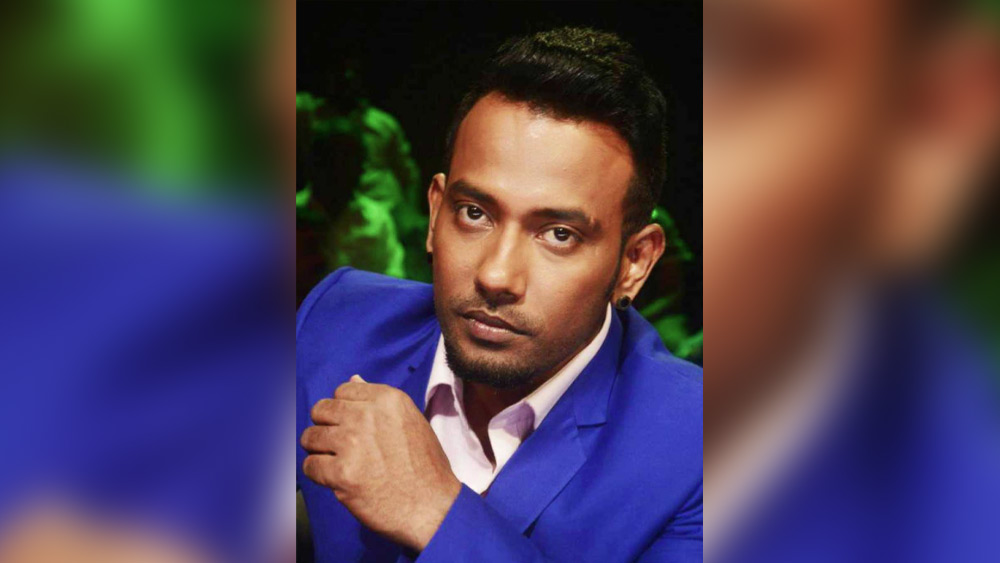 এক রাষ্ট্রনেতার সঙ্গে অনেকে মিল খুঁজে পেতে পারেন। তবে ইনি রাজনীতির সঙ্গে কোনওভাবেই যুক্ত নন। 