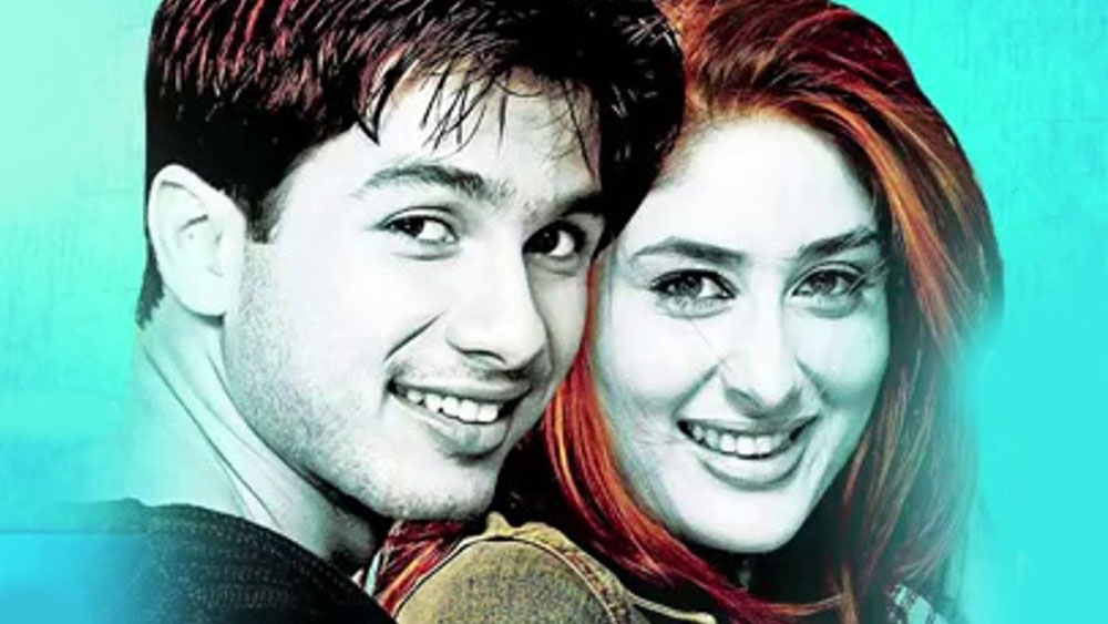 ২০০৪ সালে তৎকালীন প্রেমিক শাহিদের সঙ্গে ‘ফিদা’ ছবিতে কাজ করেছিলেন করিনা। ছবিটি ছিল ত্রিকোণ প্রেমের।