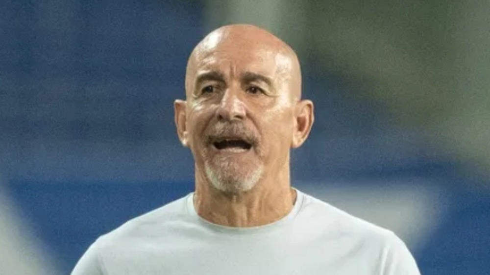 Coach Antonio López Habas kept eye on the Practice session of Mohun Bagan from his hotel room as he was sick