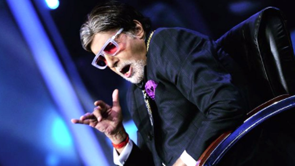 অমিতাভ বচ্চন ‘কৌন বনেগা ক্রোড়পতি’র প্রথম সিজনে প্রতি পর্বে ২৫ লক্ষ টাকা পারিশ্রমিক নিতেন। ১১তম সিজনে দর অনেকটাই বেড়েছে। এখন প্রতি পর্বে সাড়ে তিন কোটি টাকা নেন বলিউডের ‘অ্যাংরি ইয়ংম্যান’। 