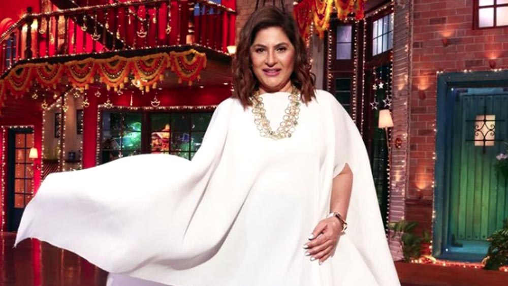 কমেডি শো-এ পরিচিত মুখ অর্চনা পূরণ সিং। ‘কমেডি সার্কাস’-এর প্রতি সিজনে ২ কোটি টাকা নিতেন অর্চনা। কপিল শর্মা শোয়ের পর্ব পিছু নিতেন ১০ লক্ষ টাকা। 