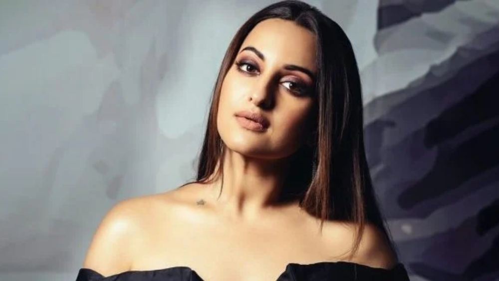 ‘নাচ বলিয়ে’-র অষ্টম সিজনের বিচারক সোনাক্ষির প্রতি পর্বের পারিশ্রমিক ছিল এক কোটি টাকা। 