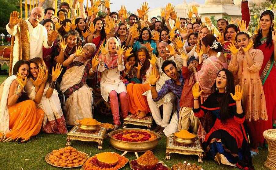 বিশেষ দিনটিতে সংক্ষিপ্ত অতিথিতালিকা নিয়ে মনখারাপ না করে মেতে উঠুন ভরপুর আনন্দে