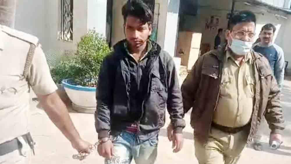 পুলিশের জালে কিশোরীর ‘প্রেমিক’ সাহিরুদ্দিন চৌধুরী।
