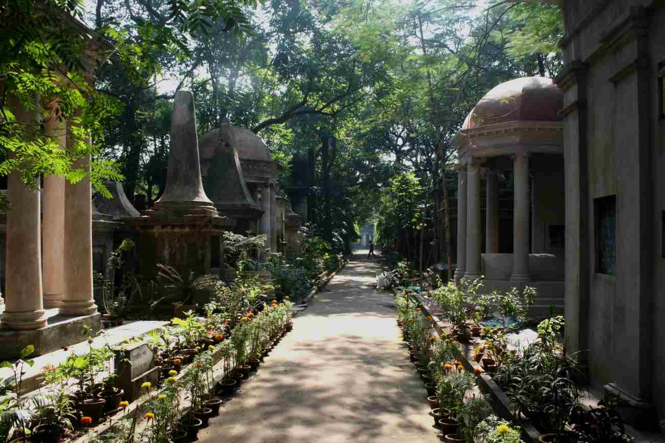 পার্কষ্ট্রিট গোরস্থান।