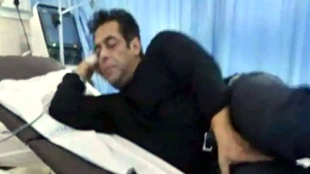 হাসপাতালে শুয়ে সলমন খান