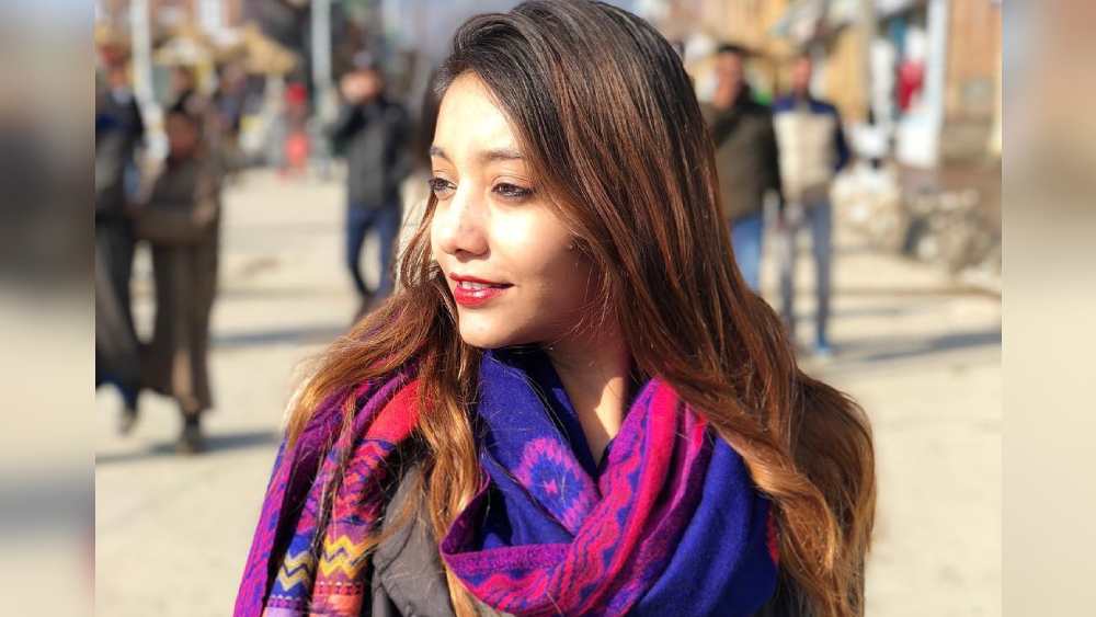 স্টার্টআপটি এতটাই জনপ্রিয় হয় যে চার বছর পর সেটি কিনে নেয় কুইকার। নগদ এবং শেয়ারে হয় চুক্তি। ২৭ বছর বয়সেই কোটিপতি হয়ে যান পঙ্খুড়ী।