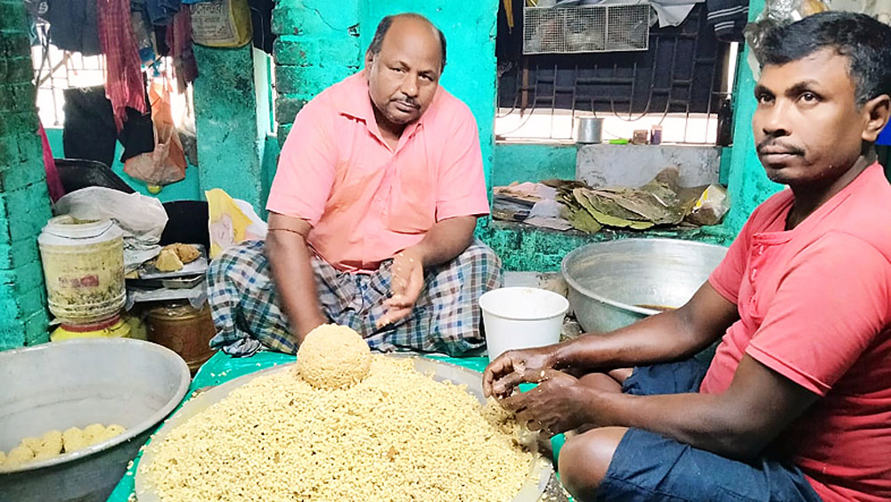 প্রকল্প হলে বদলে যাবে মোয়া শিল্পের চেহারা।  —ফাইল চিত্র