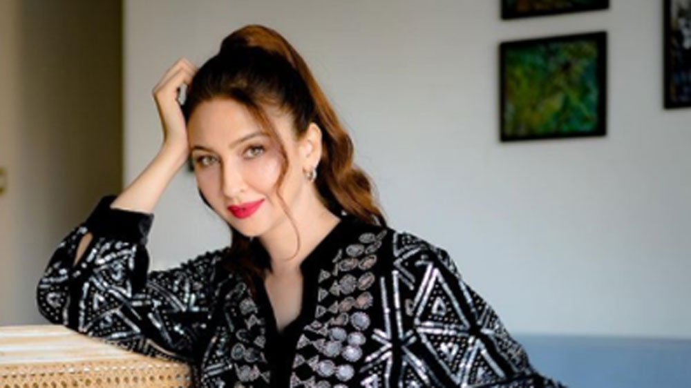 ২০০৬ থেকে এখনও চুটিয়ে ধারাবাহিকে কাজ করে চলেছেন তিনি। তবে তাঁর সবচেয়ে সফল ধারাবাহিক ‘ভাবীজি ঘর পর হ্যায়’। ২০১৫ থেকে ২০২০ সাল পর্যন্ত এই ৫ বছর ‘ভাবীজি ঘর পর হ্যায়’ ধারাবাহিকে অভিনয় করেছেন তিনি।