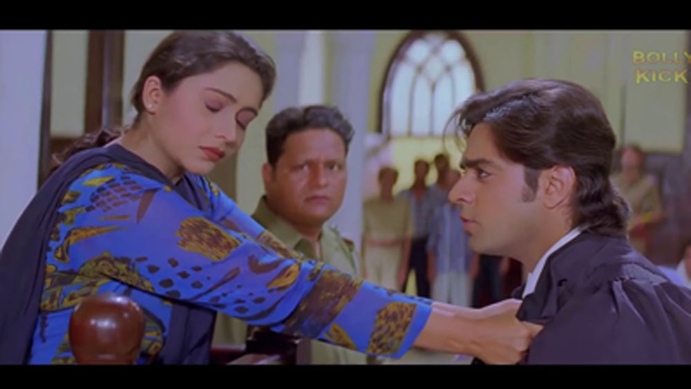 এর পর তিনি মু্ম্বই ছেড়ে দিল্লি চলে যান। চন্দ্রচূড় গানেও প্রশিক্ষণপ্রাপ্ত। দিল্লি গিয়ে তিনি একটি গানের স্কুলের শিক্ষক হিসাবে যোগ দেন। কিছু দিন দিল্লিতে কাটানোর পর তিনি দেহরাদুন চলে যান। সেখানে একটি স্কুলে ইতিহাস পড়াতে শুরু করেন।