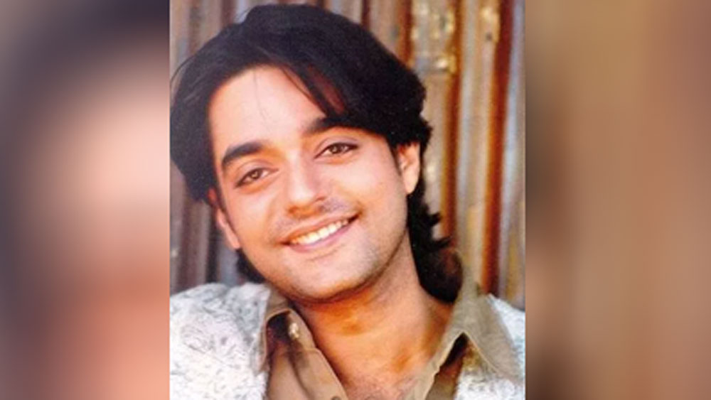 চন্দ্রচূড়ের প্রথম ছবি ছিল ‘যব প্যায়ার কিয়া তো ডরনা ক্যায়া’। এই ফিল্মটি ৬০ শতাংশ শ্যুট হওয়ার পর টাকার অভাব ঘটে। মাঝপথেই বন্ধ হয়ে যায়।