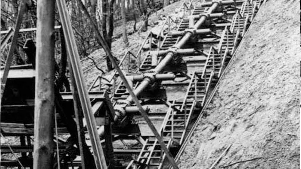 তখনও অবশ্য ম্যাকগিল বিশ্ববিদ্যালয় এই প্রকল্পে সাহায্য করছিল। কিন্তু কানাডা এবং আমেরিকা হাত তুলে নেওয়ার পর এই প্রকল্পের বিশাল ব্যয় বহন করা সম্ভব ছিল না বিশ্ববিদ্যালয়ের পক্ষে। ফলে বন্ধ হয়ে যায় এর কাজ।