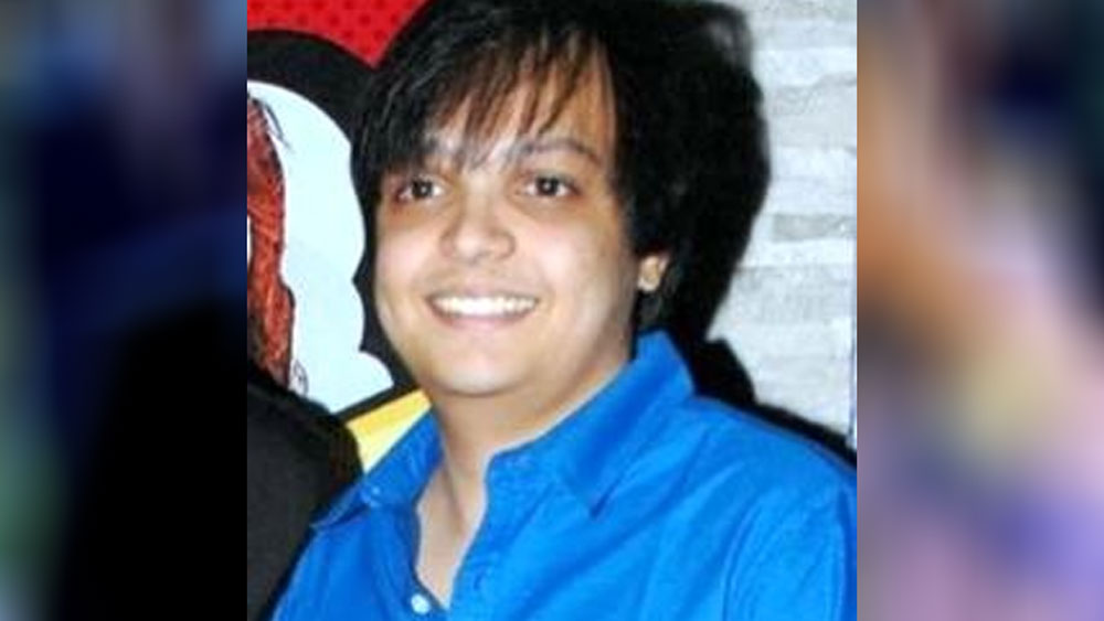 নিজের চেহারা বলিউডের সঙ্গে মানানসই করে তুলতে লাগাতার পরিশ্রমও করে চলেছেন। এখন কাবিশের মধ্যে ‘কভি খুশি কভি গম’-এর সেই লাড্ডুকে খুঁজে পাওয়া মুশকিল।