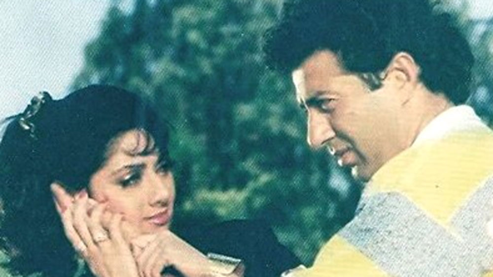 বনি কপূরের অত্যন্ত ঘনিষ্ঠ ছিলেন শ্রীদেবী। আর অনিলের দাদা হলেন বনি। তাই অনিল চাননি সানির ছবিতে শ্রীদেবী অভিনয় করুন।