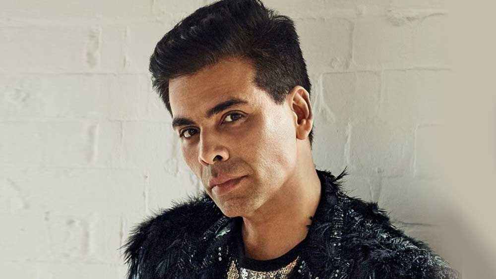 টাইগার শ্রফ, আলিয়া ভট্ট, বরুণ ধবন, অনন্যা পাণ্ডের মতো স্টারকিডরা কর্ণের সাহায্যেই বিনোদন দুনিয়ায় আত্মপ্রকাশ করেছে। কিন্তু সম্প্রতি তাঁদের সকলের হাত ছেড়ে দিয়েছেন কর্ণ।