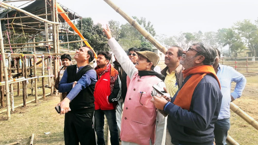 কালনায় সভাস্থল পরিদর্শনে নেতারা। ছবি: জাভেদ আরফিন মণ্ডল।