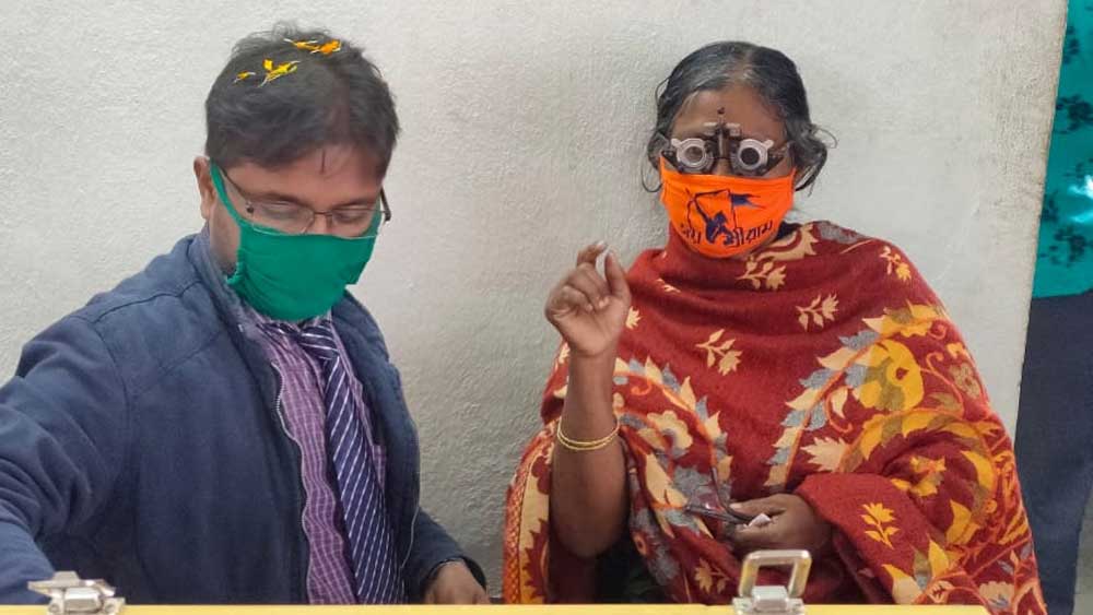 রবিবার চাঁপদানিতে হওয়া চক্ষুপরীক্ষা শিবির।