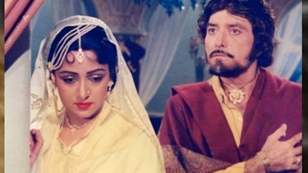 রাজকুমার এবং হেমা দু’জনেই ছিলেন চূড়ান্ত সফল অভিনেতা এবং সে সময় তাঁদের জুটিও পছন্দ করেছিল হিন্দি সিনেমার দর্শক।