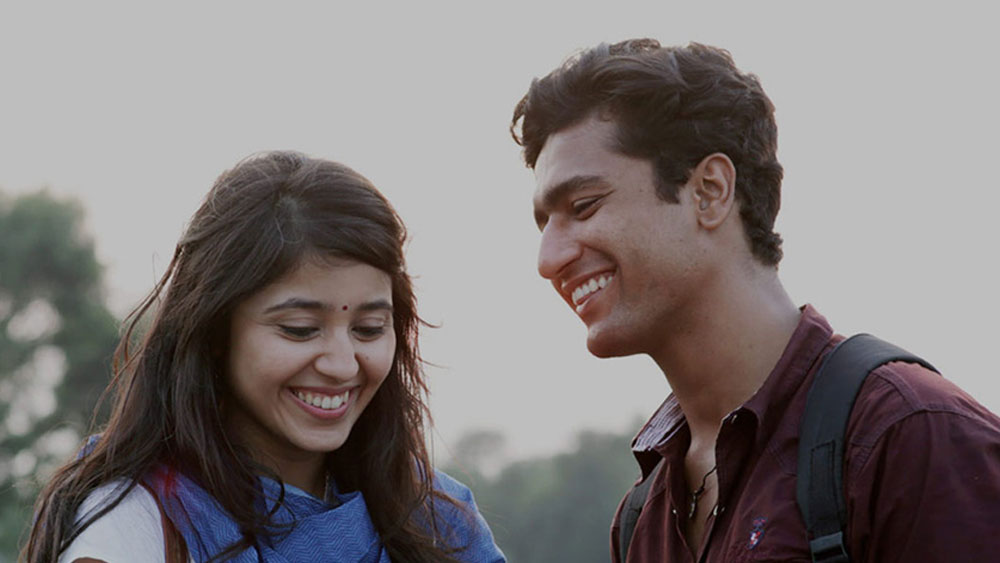 ভিকির অভিনয় যে ছবিতে সমালোচক এবং দর্শকদের মন জয় করে নেয়, তা হল ‘মসান’। ছবিটি মুক্তি পেয়েছিল ২০১৫ সালে।