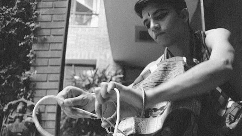 ছোট থেকেই নাচের প্রতি আলাদা ভালবাসা ছিল প্রেমের। নাচ শিখতেও চেয়েছিলেন তিনি। বাড়িতে, পাড়ার অনুষ্ঠানে এবং স্কুলের সাংস্কৃতিক অনুষ্ঠানে এগিয়ে যেতেন নাচ করার জন্য।