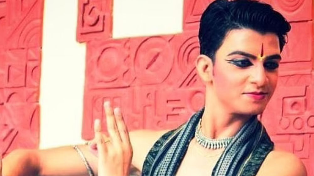 সেটাই করে দেখিয়েছেন তিনি। পুরুষতান্ত্রিক সমাজের চাপিয়ে দেওয়া বাঁধন ছিন্ন করে নিজেই এগিয়ে নিয়ে গিয়েছে ছেলেকে। প্রেম শাহুর কাছে তাই মা মঞ্জুলতা বেঁচে থাকার প্রেরণা।