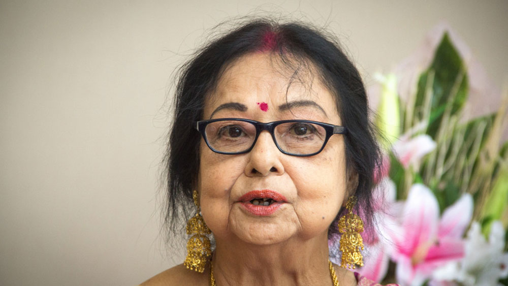 বড় পর্দার পাশাপাশি মাধবী সুনামের সঙ্গে কাজ করেছেন টেলিভিশনেও। ‘ইষ্টিকুটুম’, ‘হিয়ার মাঝে’, ‘কুসুমদোলা’, ‘নক্সীকাঁথার মাঠ’-এর মতো জনপ্রিয় ধারাবাহিকে মাধবী দাপটের সঙ্গে অভিনয় করেছেন পরবর্তী প্রজন্মের কুশীলবদের সঙ্গে।